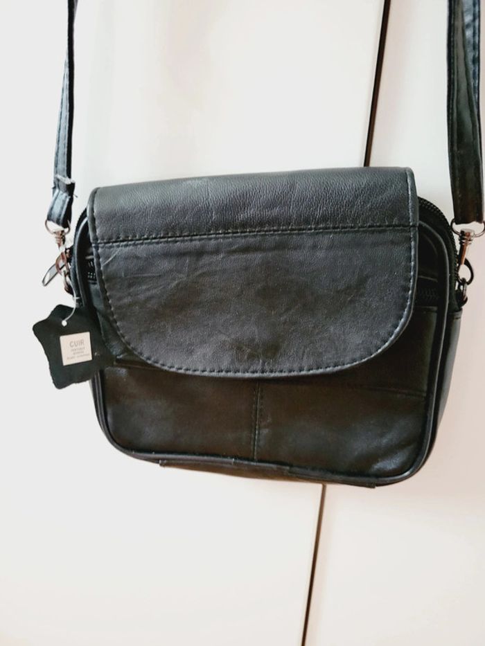 Sac à main bandoulière Cuir véritable peau agneau mouton vintage noir pochette réglable multipoches