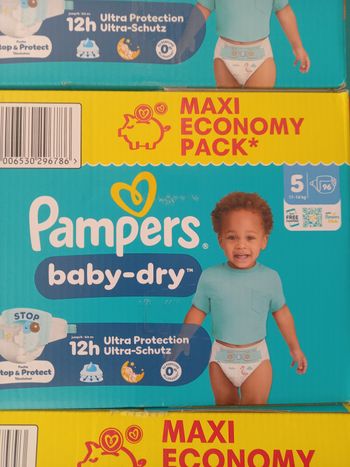 Pampers 96 couches taille 5
