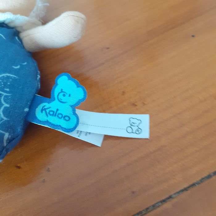 Kaloo: Doudou "Petit Mouton" avec accroche-tétine - photo numéro 3