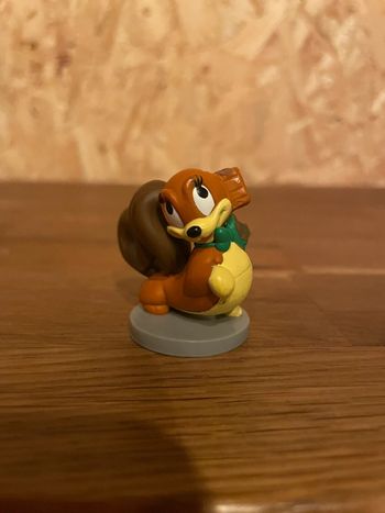 Figurine Disney Fifi sur socle