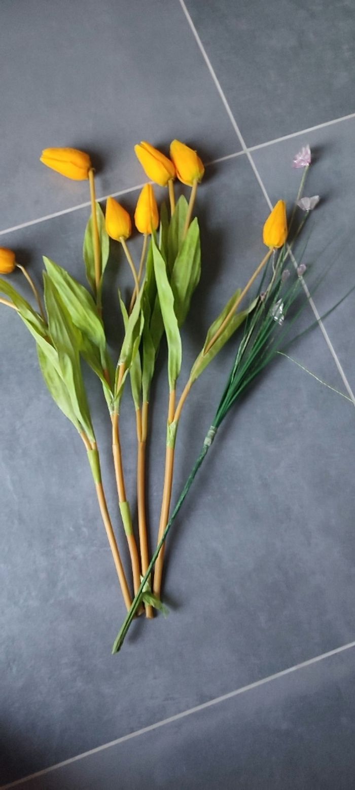 Fleurs artificielles tulipes