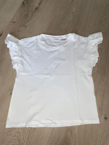 Tee shirt zara manches à volants