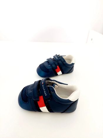 Chaussures Tommy Hilfiger neuf