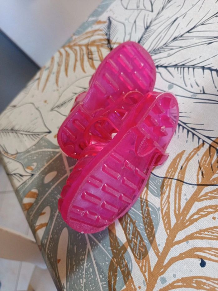 Chaussures aquatiques rose taille 21/22 - photo numéro 4