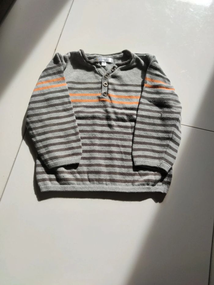 Pull rayé