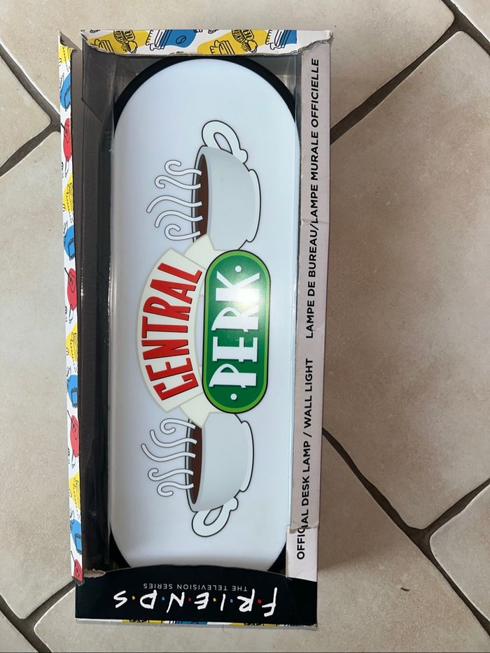 Lumière central perk