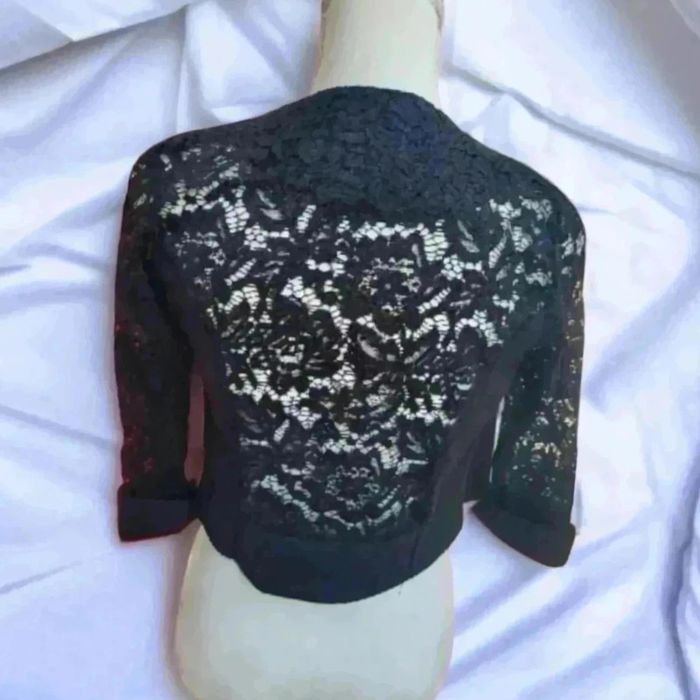 Veste courte manche 3/4 dos dentelle noir🌹 TU🌹 - photo numéro 2