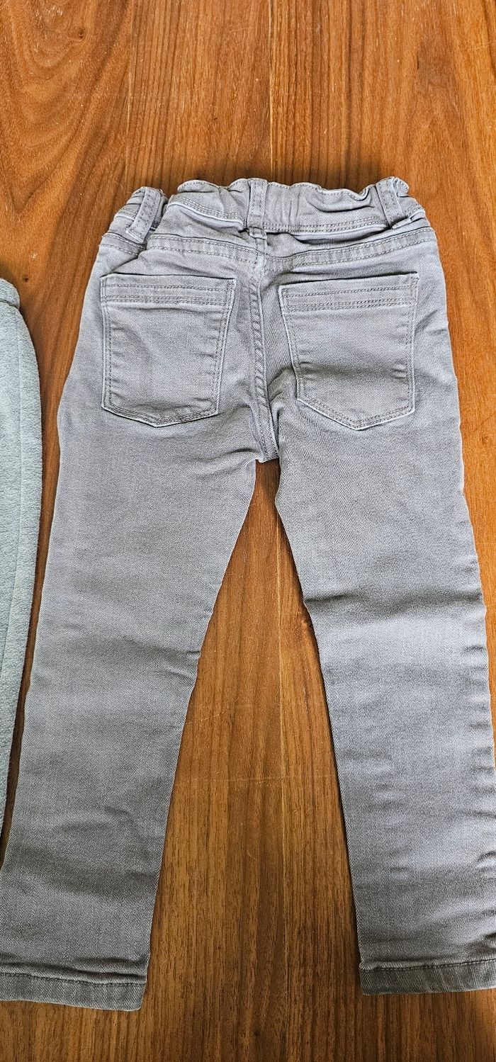 Lot garçon 3 ans jean et jogging gris 98cm - photo numéro 5
