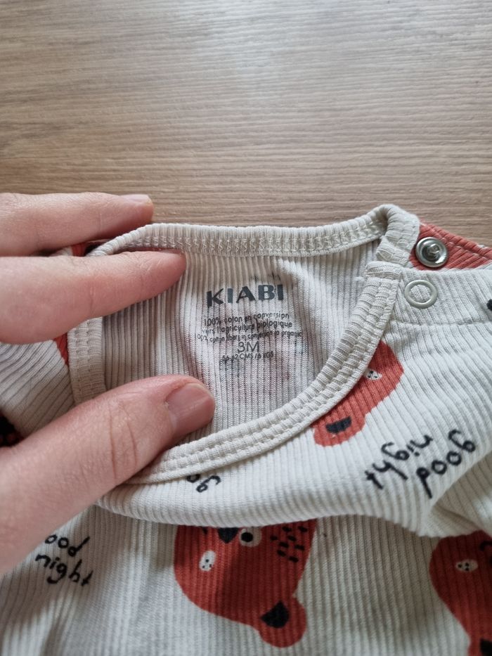 Lot 2 bodies 3 mois - photo numéro 2