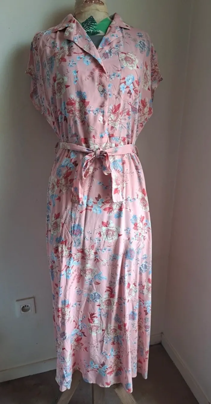 Robe longue rose à motifs Escandelle, neuve, taille L