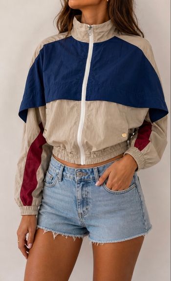 💙 Coupe-vent Jennyfer multicolore XS – Style vintage sporty 🔥