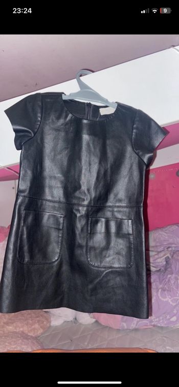 Robe cuir