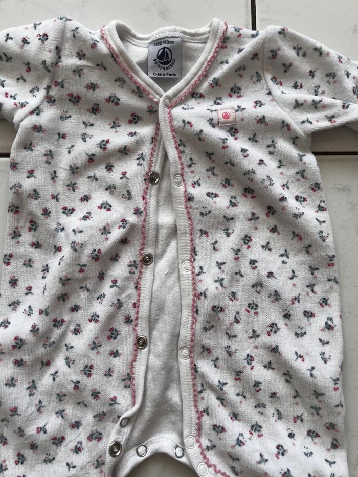 Pyjama fleuri - photo numéro 2