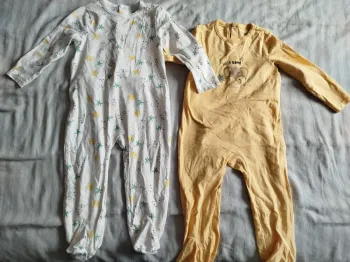 2 pyjamas légers 23 mois