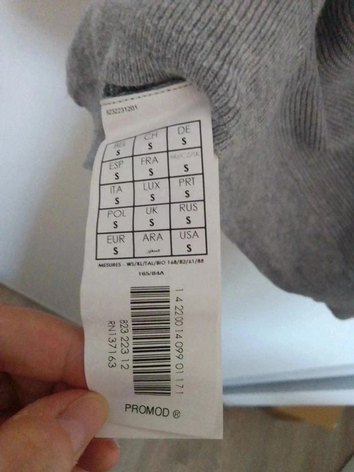 Petit pull gris S - photo numéro 4