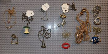 Lot de 10 colliers fantaisies