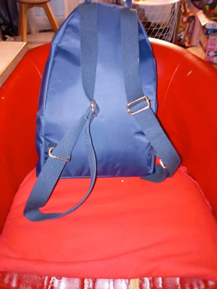 Sac à dos tommy Hilfiger état neuf - photo numéro 8