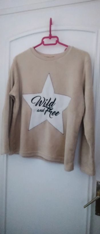 Sweat peluche beige avec étoile femme L