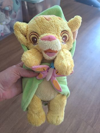 Peluche roi lion