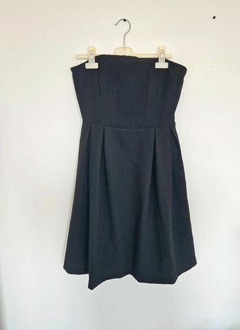 Robe noire bustier H&M – Taille 38 – Parfaite pour les occasions