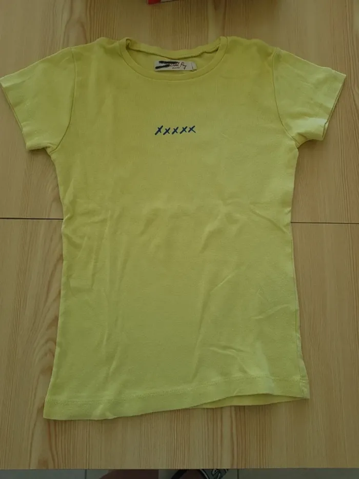 Tee-shirt 🔄 - photo numéro 2