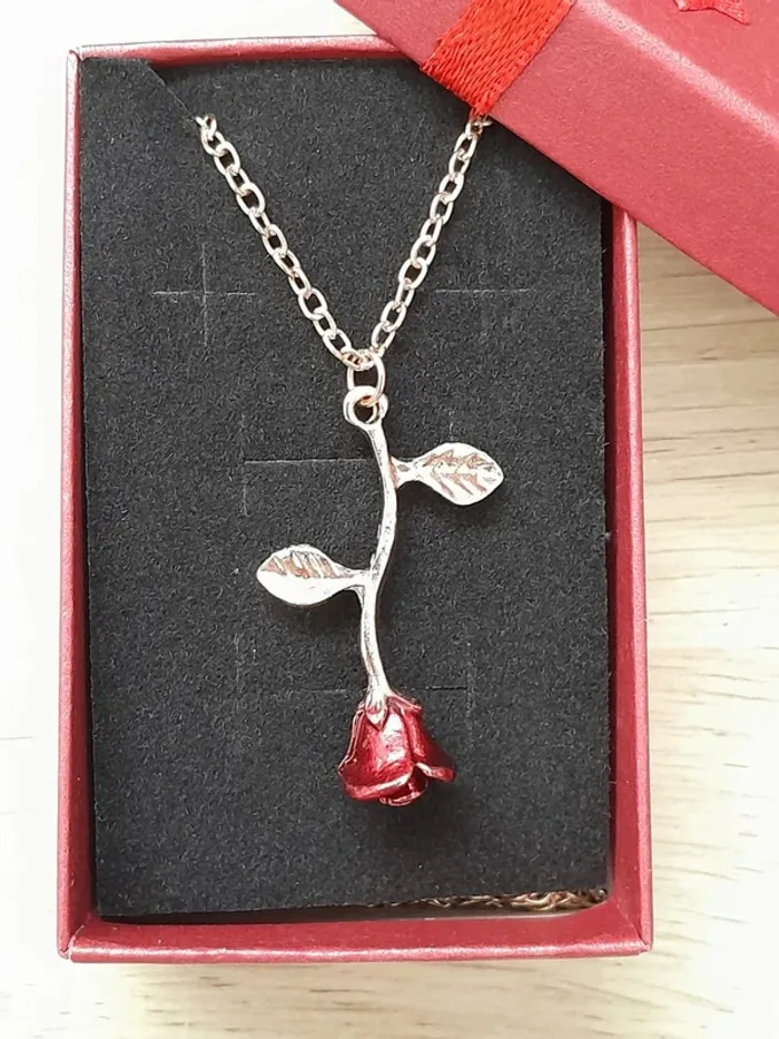 Collier Rose suspendue ( La Belle et la Bête), doré - photo numéro 2