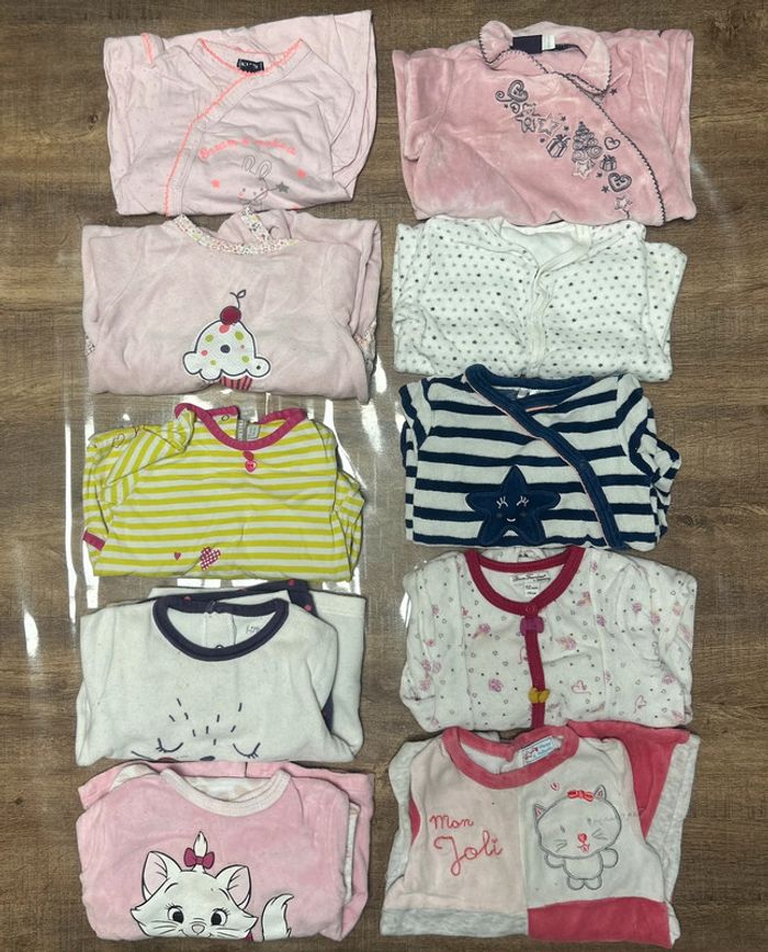 Lot vêtements fille 12 mois - photo numéro 6