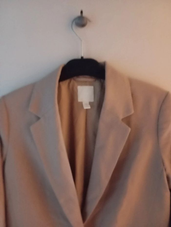 Veste beige femme hm taille Xs - photo numéro 3