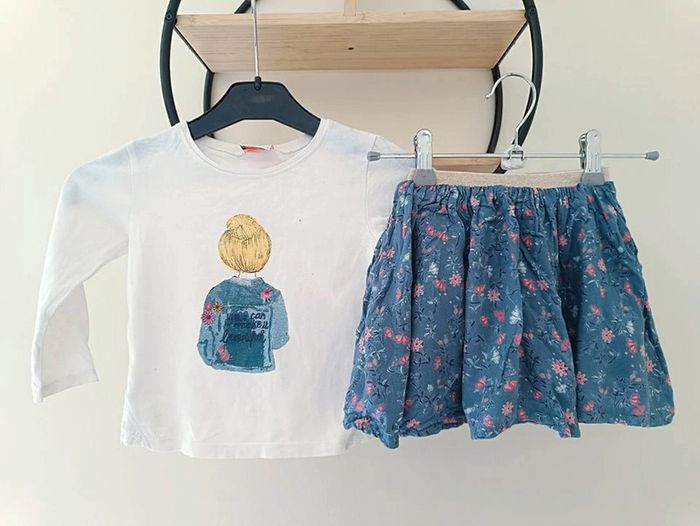 23 mois 2 ans ensemble tape a l'oeil teeshirt et jupe