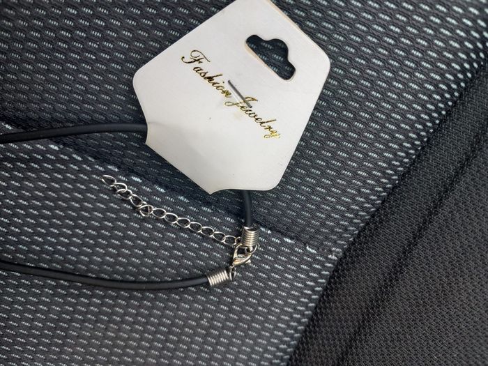 Collier avec lettre M nacré - photo numéro 4