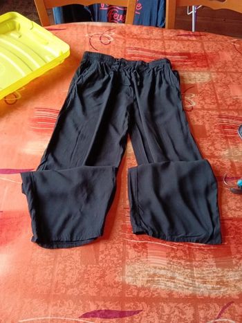 Pantalon fluide noir taille 16 ans gemo