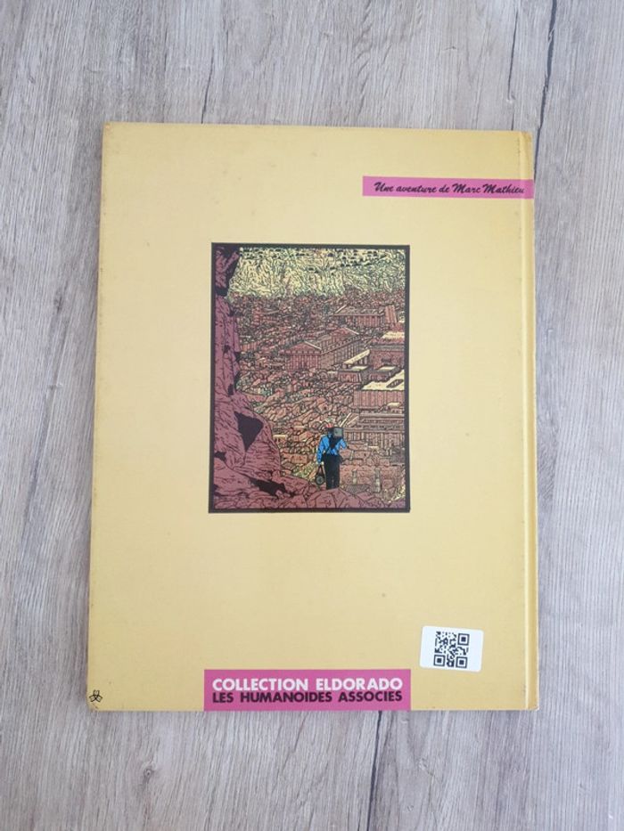 Bande dessinée Le faucon de Mû - photo numéro 3