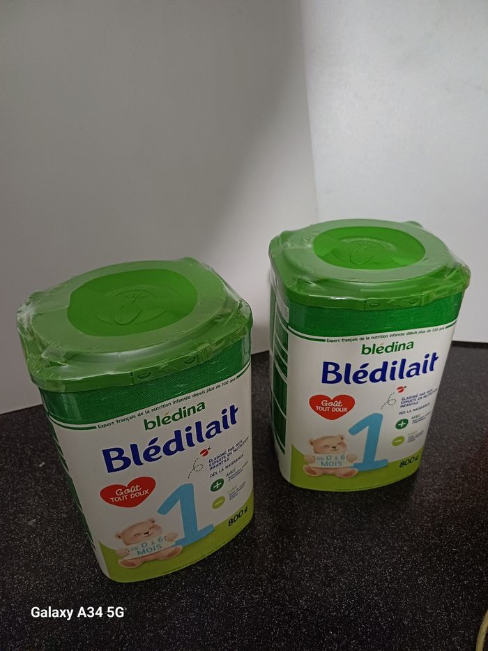 Échange ou vente 3 boîtes  Blédilait  age 1. Côtre équivalent babybio  lait de chèvre