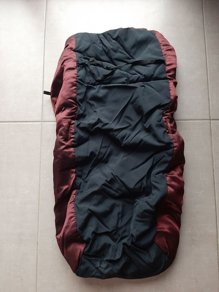 Chancelière comme neuve imperméable et chaude. - photo numéro 6