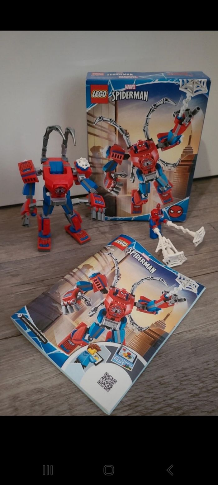 LEGO 76146  :  le robot Spiderman
