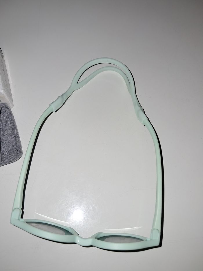 Lunettes de soleil bébé - photo numéro 4