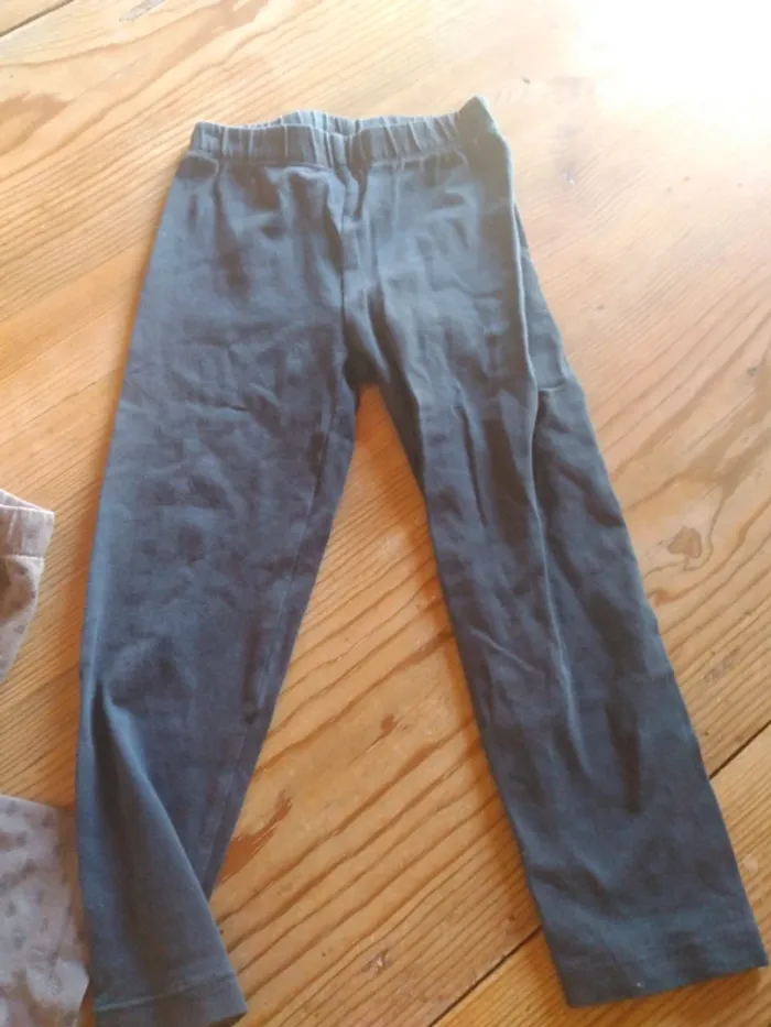 Lot de 2 Leggings Fille 3/4 ans - photo numéro 4