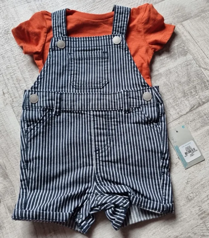 Ensemble neuf 9 mois garçon
