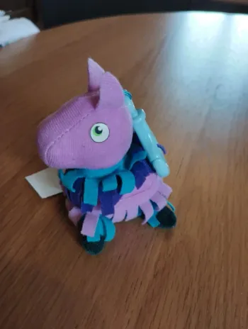 Peluche/porte clé Fortnite. Hauteur 10 cm