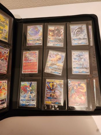 1 classeur Toploader 256 cartes pokémon neuf