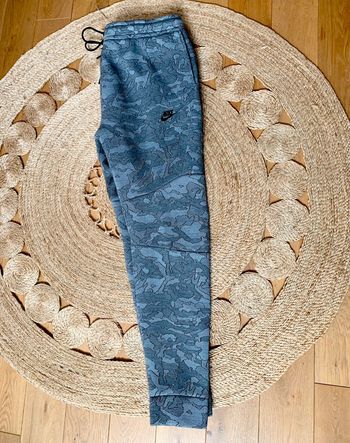 Pantalon Nike tech Fleece Taille L