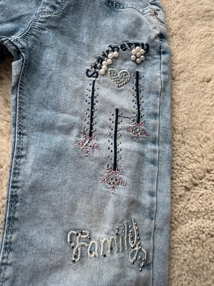 👖Lot 2 jeans - fille 4 ans- levi’s- Class - très bon état et bon état - photo numéro 4