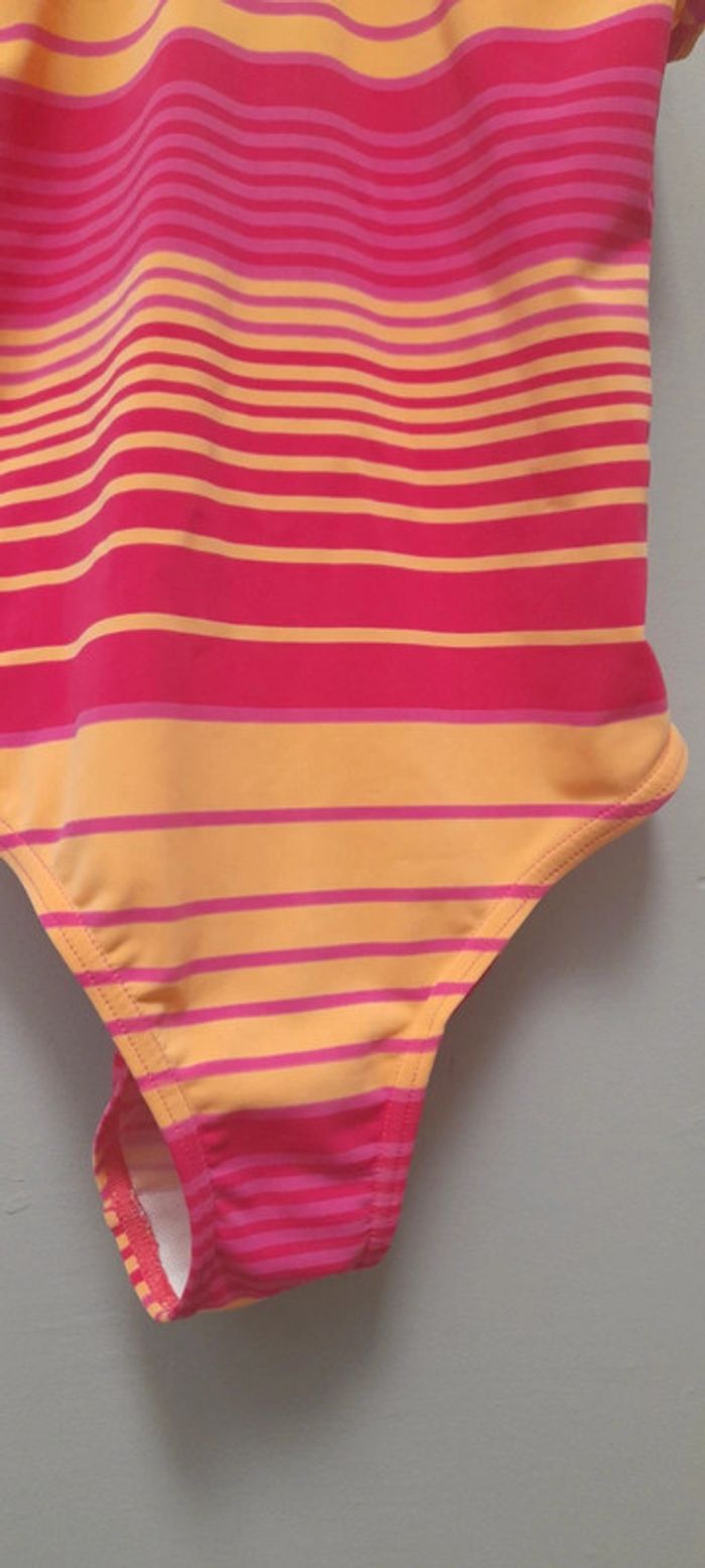 Maillot de bain une pièce - photo numéro 4