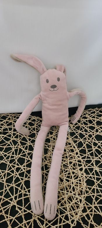 Doudou lapin rose clair marron aux grandes pattes DPAM