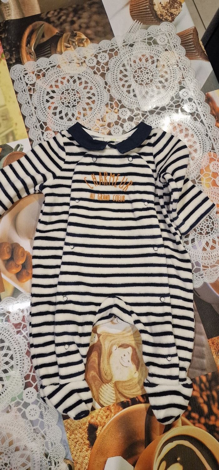 Pyjama - photo numéro 5