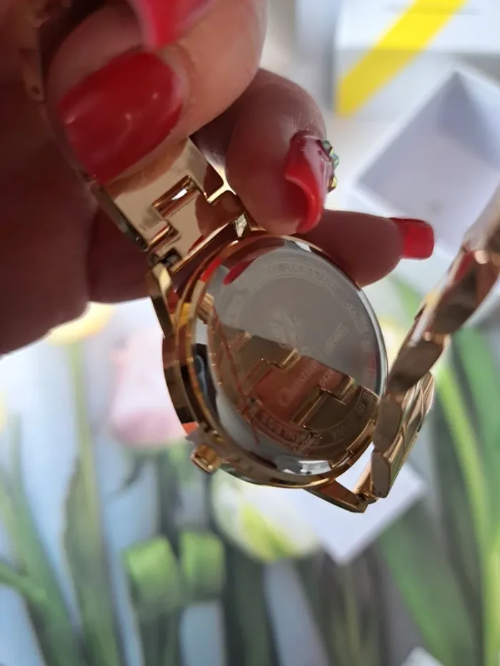 Christian L acroix Coffre Montre a quartz et bracelet pour femme - photo numéro 3