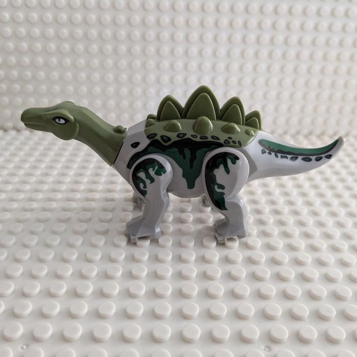 Figurine Jurassic World : Stégosaures , style lego