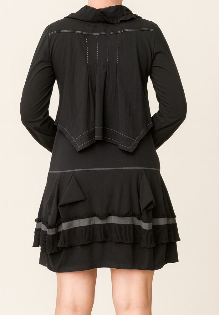 Robe noire et veste assortie - photo numéro 2