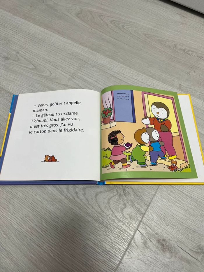 Livre T choupi fête son anniversaire - photo numéro 3