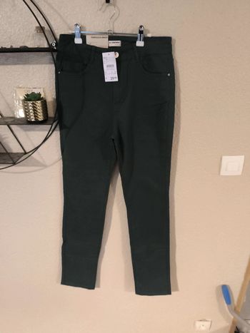 Jeans vert foncé taille 34